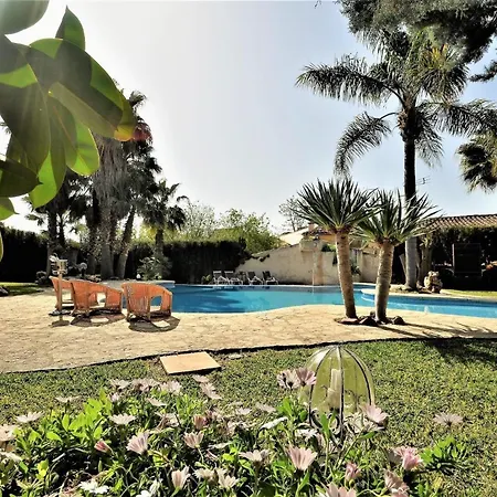 Mit Privatpool Fuer 8 Personen Ca 350 Qm In Inca, Mallorca Binnenland Von Mallorca Vakantiehuis *